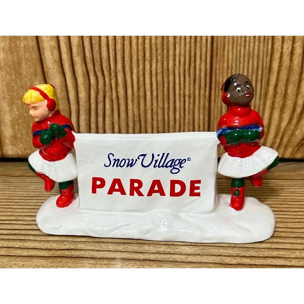 Dept 56 The Original Snow Village Come Join the Parade #54119 with box